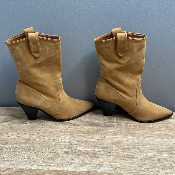 Schutz NWT Mackie Nubuck Leather Western Boots Honey Tan Pointed Toe Block Heel - Picture 6 of 10